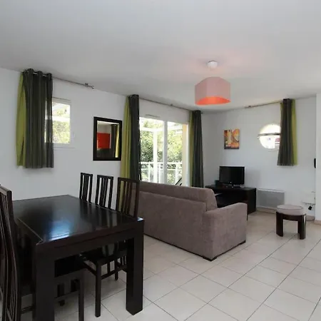 Lägenhet Le Dauphin Rieur , Le Brusc Mer-plage, Appt 6 Pl, Tout A Proximite, Clim