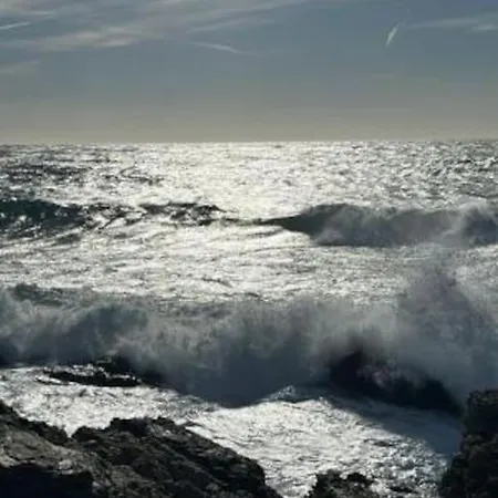 Lägenhet Le Dauphin Rieur , Le Brusc Mer-plage, Appt 6 Pl, Tout A Proximite, Clim