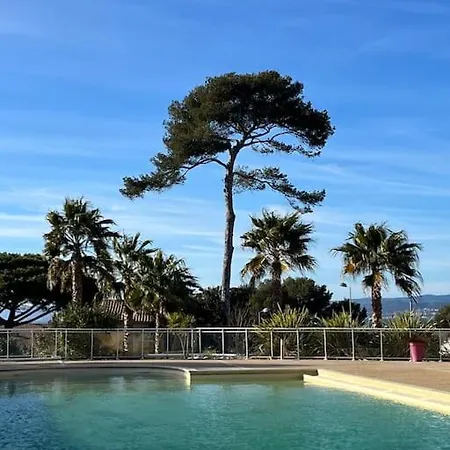 Lägenhet Le Dauphin Rieur , Le Brusc Mer-plage, Appt 6 Pl, Tout A Proximite, Clim